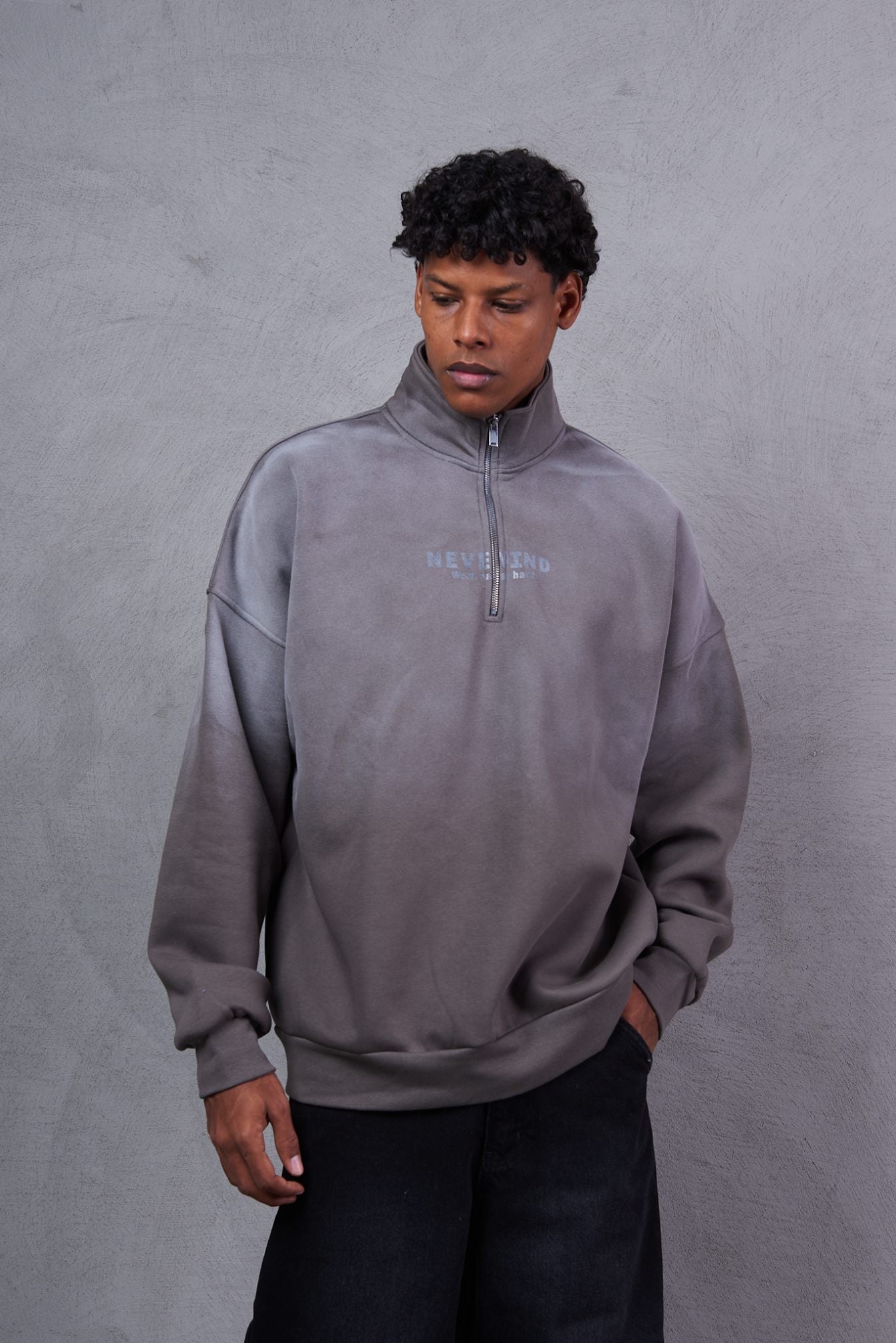 Alexander Wang Oversized Half-Zip Sweatshirt – Washed Asphalt / Black