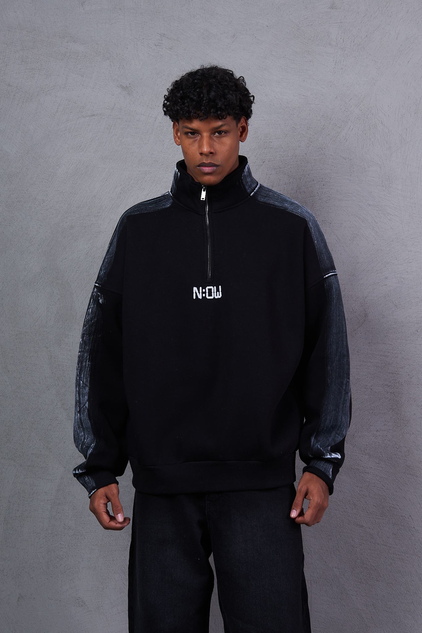 Martin Valen Sleeve-Striped Half-Zip Black Sweatshirt
