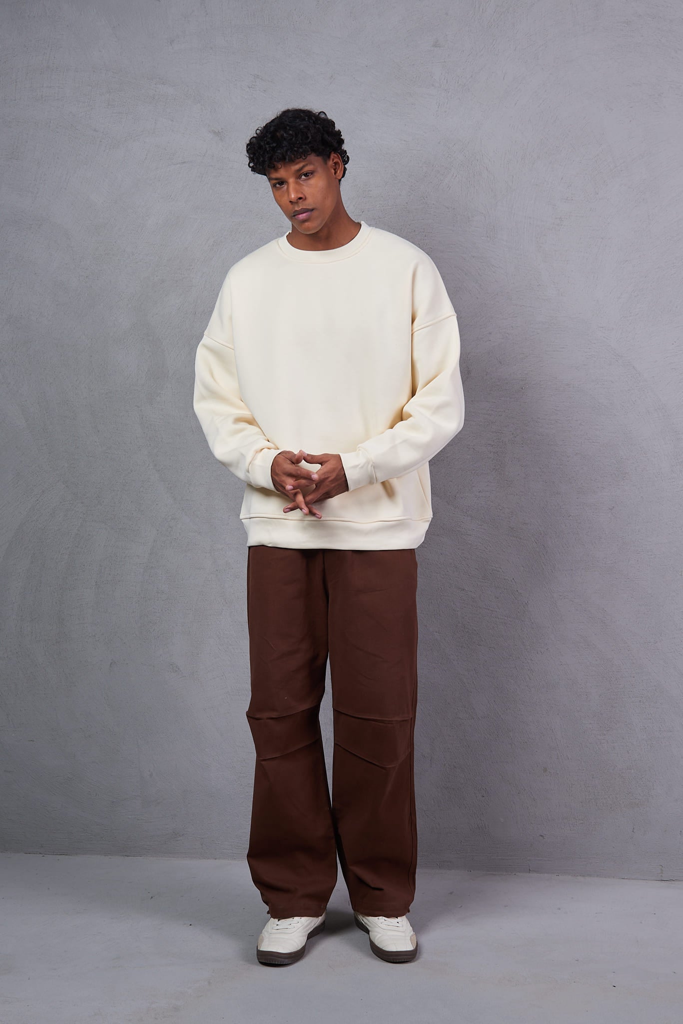 Men's Basic Crew Neck Oversized  Sweatshirt