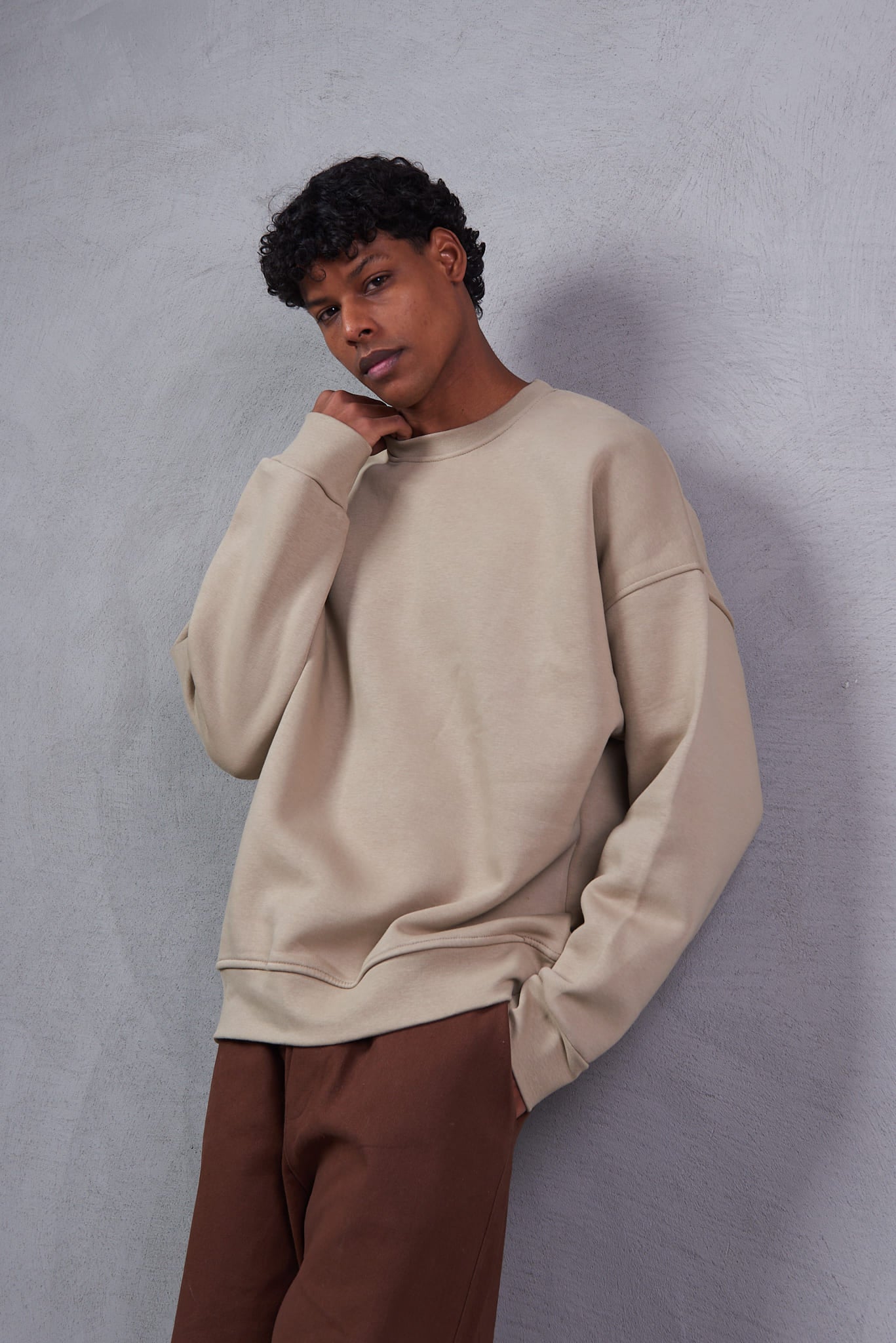 Basic Crewneck Sweatshirt – Greige