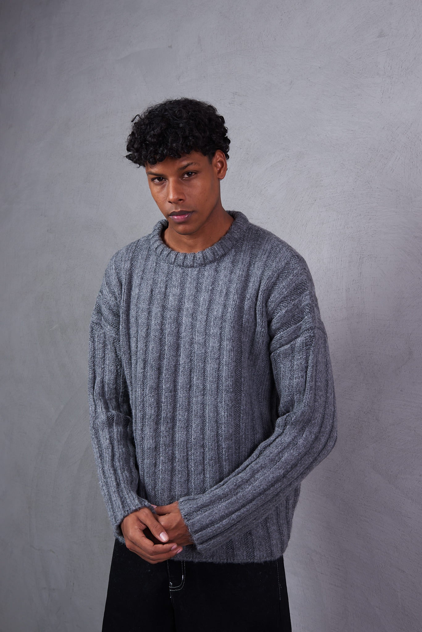 Trendyol Men Solid Sweatshirt