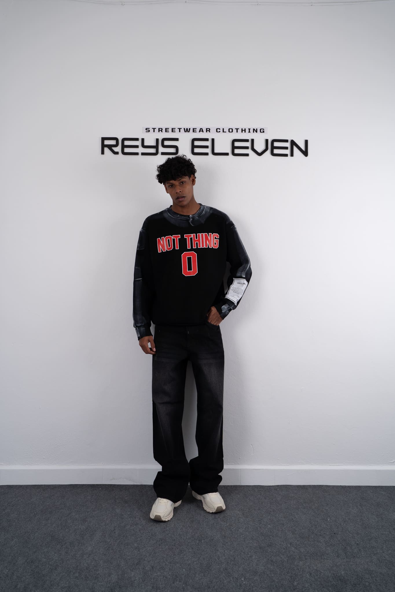 Oversized Graffiti Sweatshirt – Men