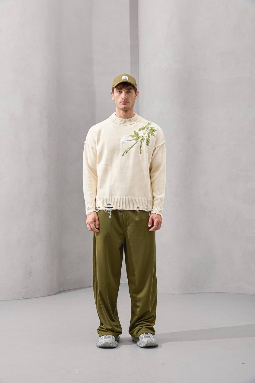 2MState “Botanical Serenity” Embroidered Knit Sweater – Gray, Black & Cream Edition