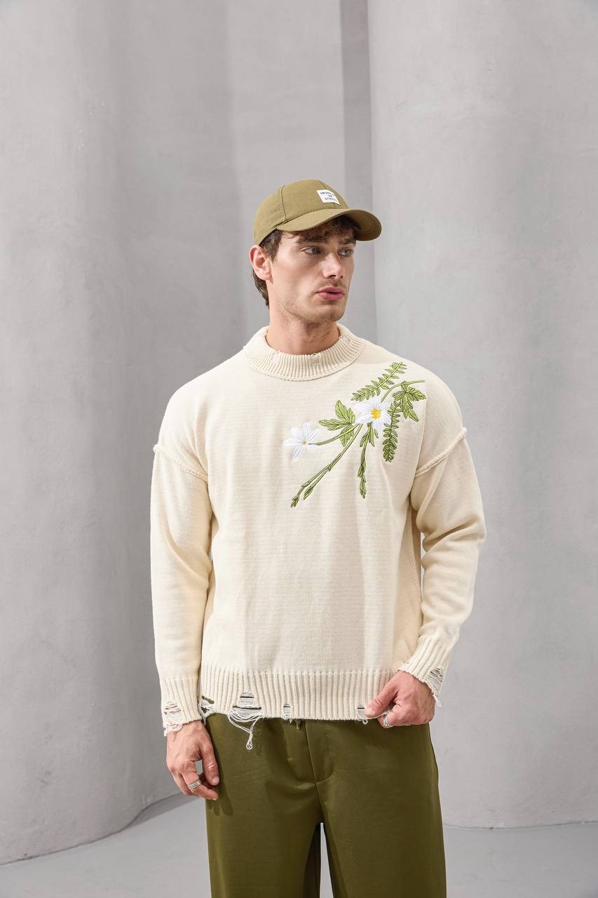 2MState “Botanical Serenity” Embroidered Knit Sweater – Gray, Black & Cream Edition