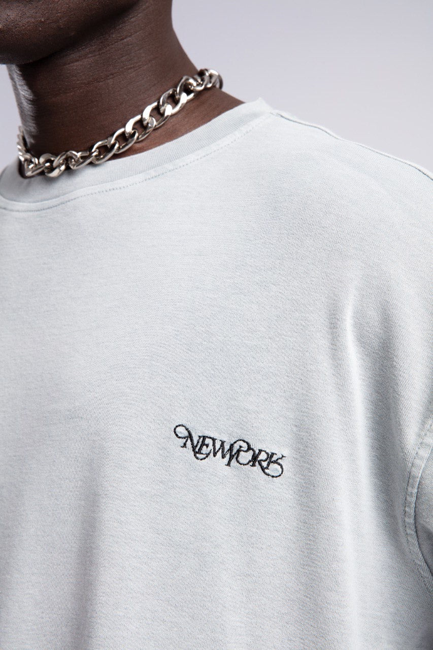 Oversized Minimalist Gray T-Shirt for Streetwear Style