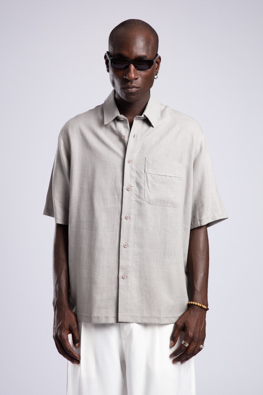 Men's Grey Short Sleeve Shirt & White Pants Set