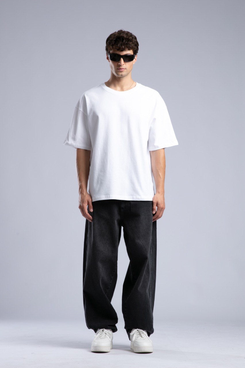 Classic White Oversized Tee for Men Casual Streetwear