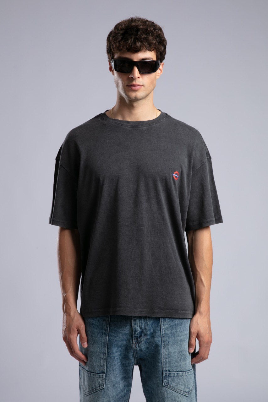 Minimal Logo Black Oversized Tee for Men Streetwear
