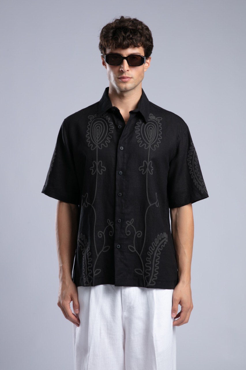 Black Printed Short Sleeve Button-Up Shirt for Men