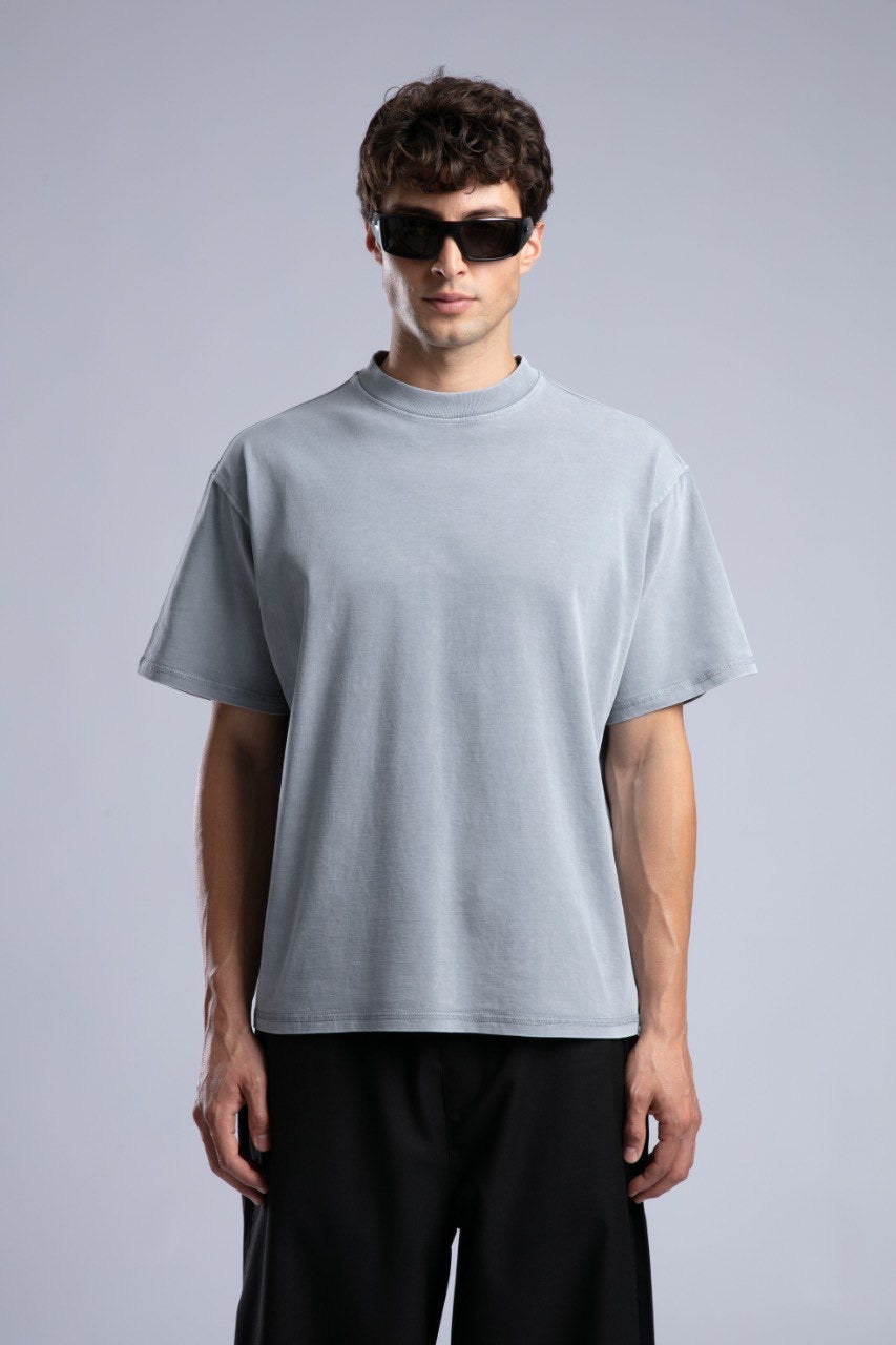 Light Grey Oversized T-Shirt for Men – Minimal Streetwear