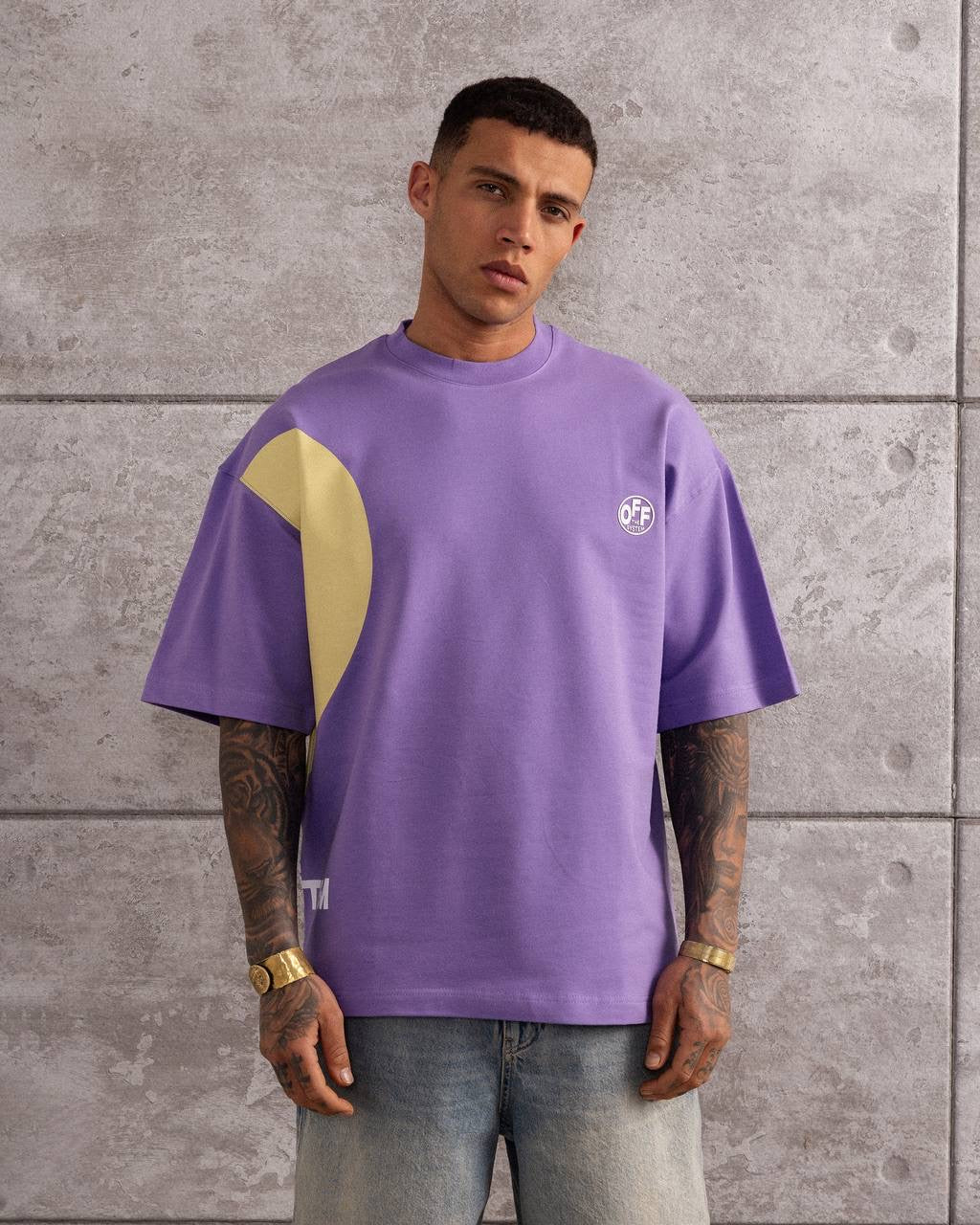 Heart Graphic Oversized T-Shirt – Streetwear Statement Tee