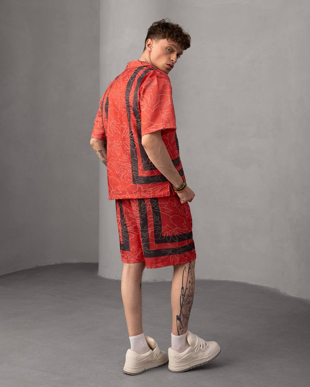 Men's Geometric Pattern Shirt & Shorts Set – Stylish Casual Summer Outfit