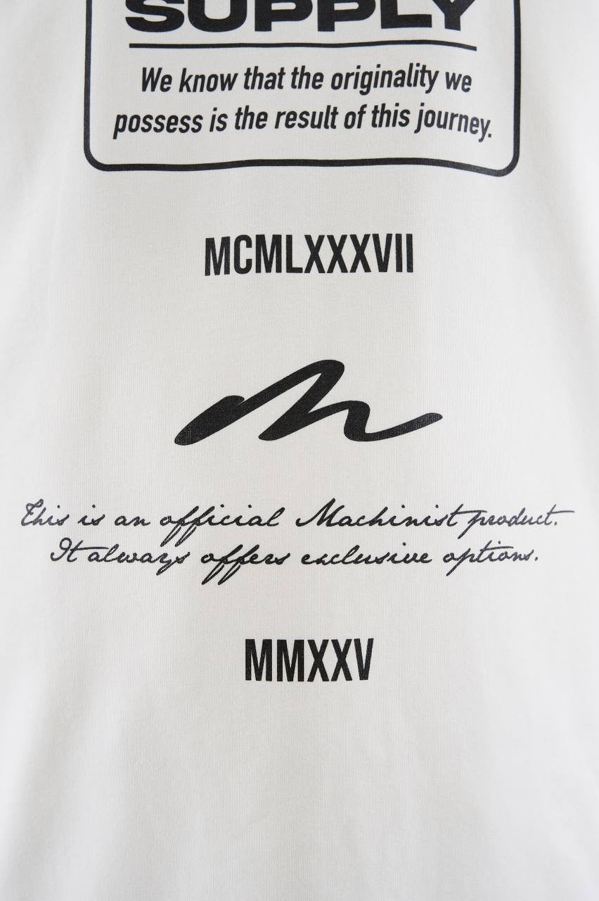 Men’s Boxy Fit Short Sleeve Printed T-Shirt with Dome Studs