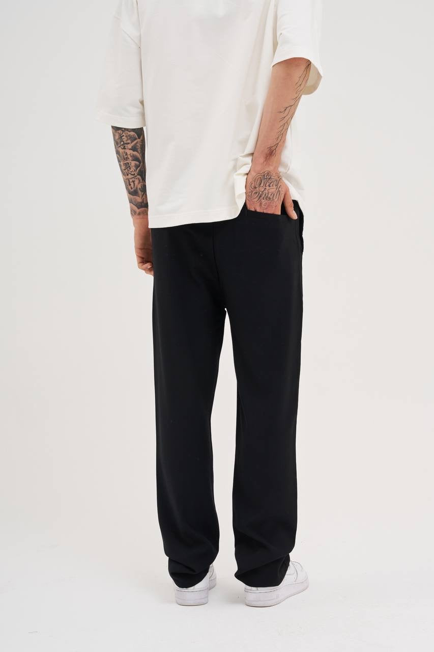 Men’s Relaxed Fit Linen Trousers in Jet Black