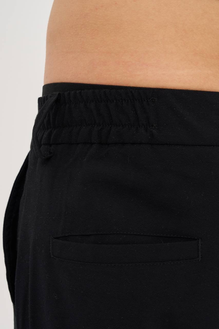 Men’s Relaxed Fit Linen Trousers in Jet Black