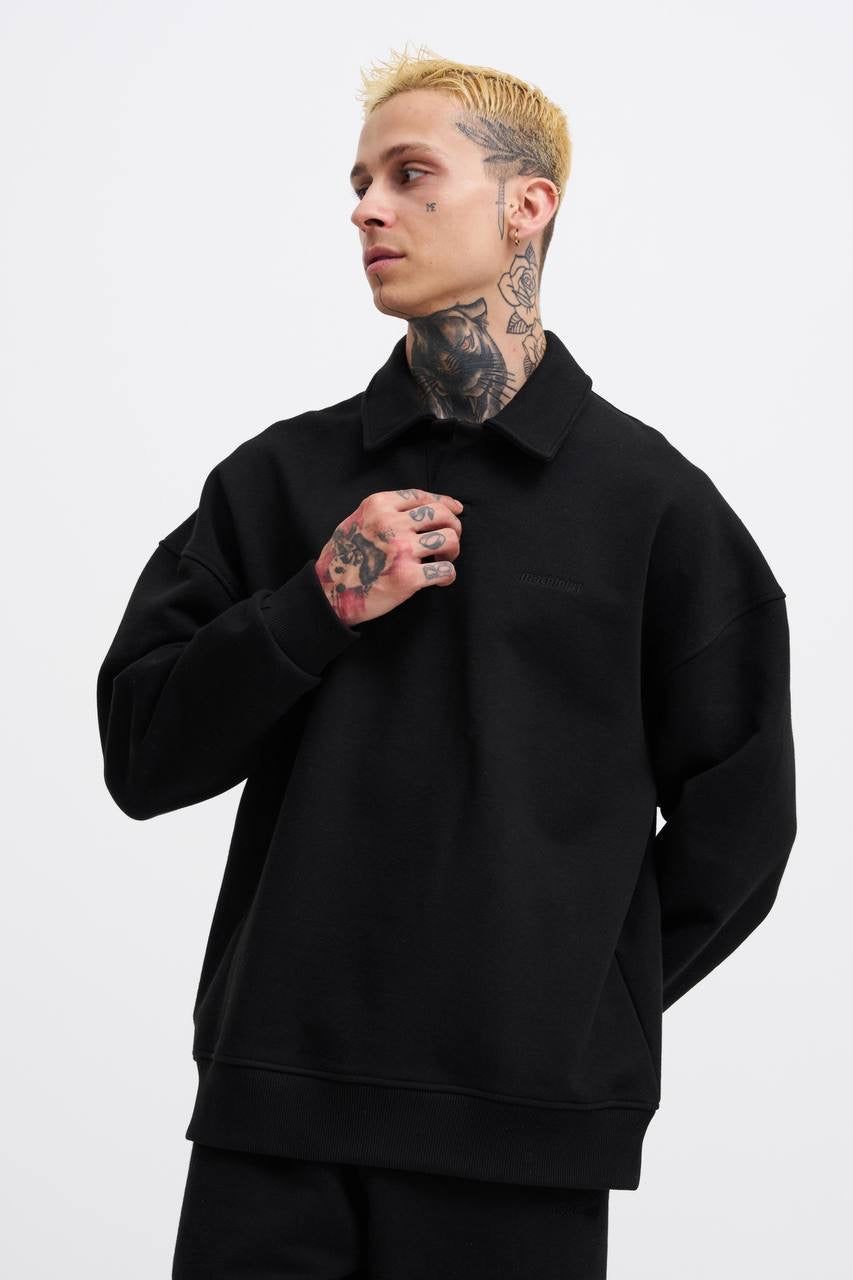 Button Pullover Sweatshirt / T-Shirt