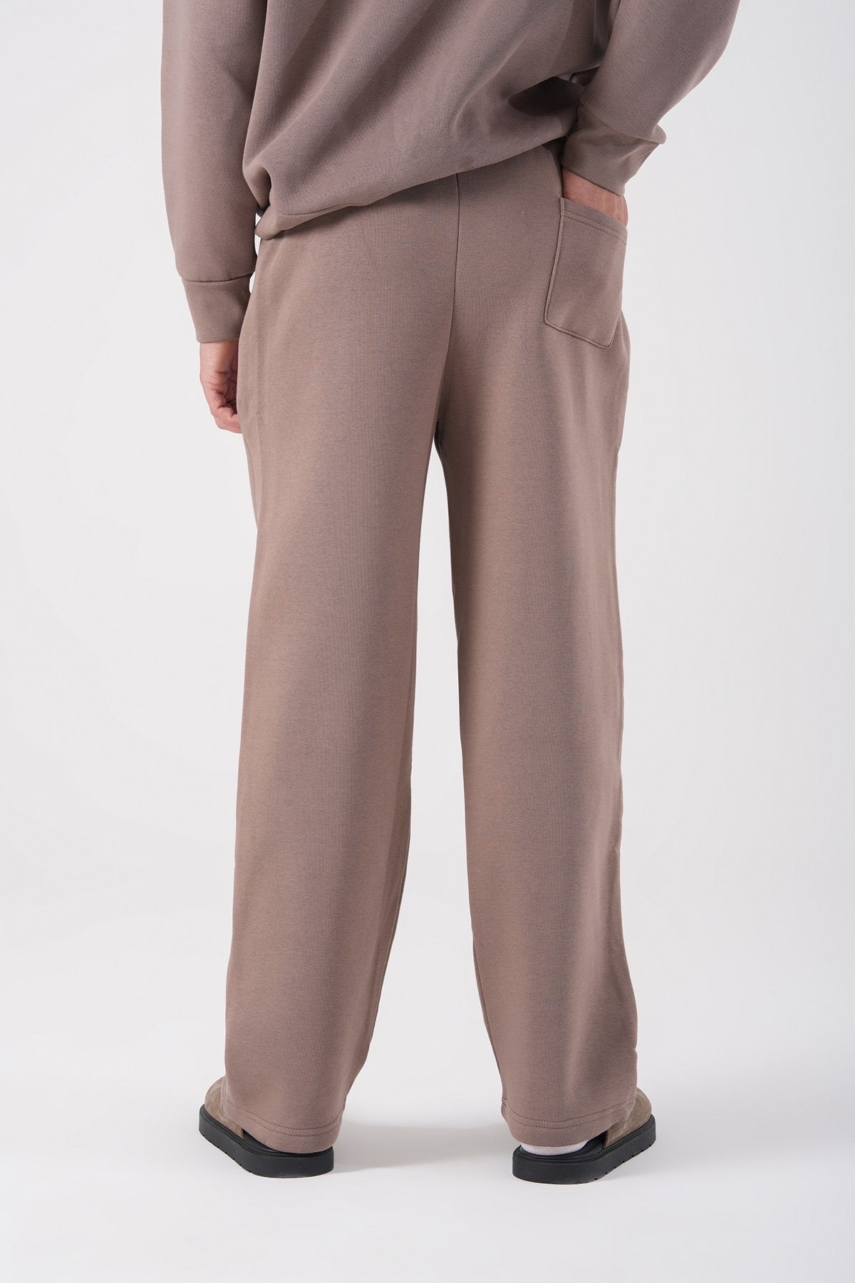 Brown Straight Fit Jogger Pants – Unisex Casual Streetwear Bottoms