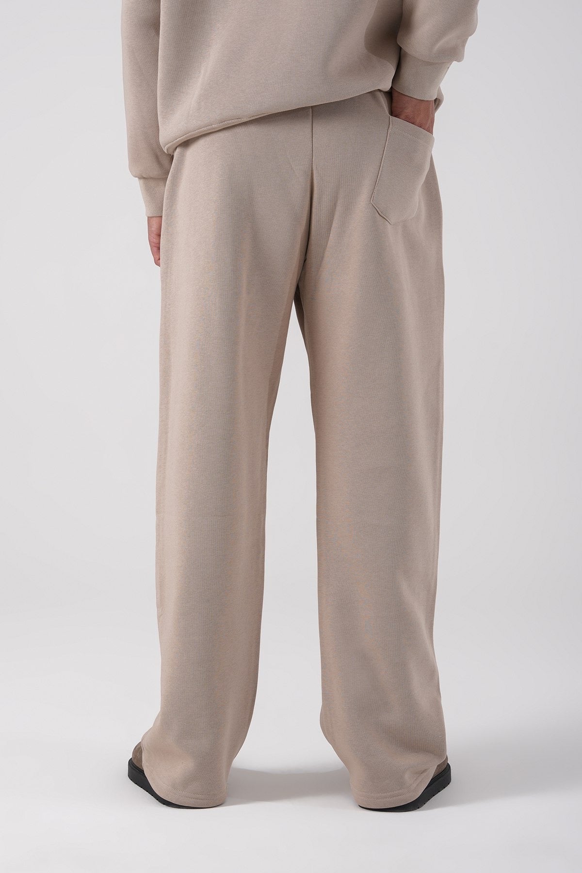 Light Beige Straight Fit Jogger Pants – Unisex Casual Streetwear Bottoms