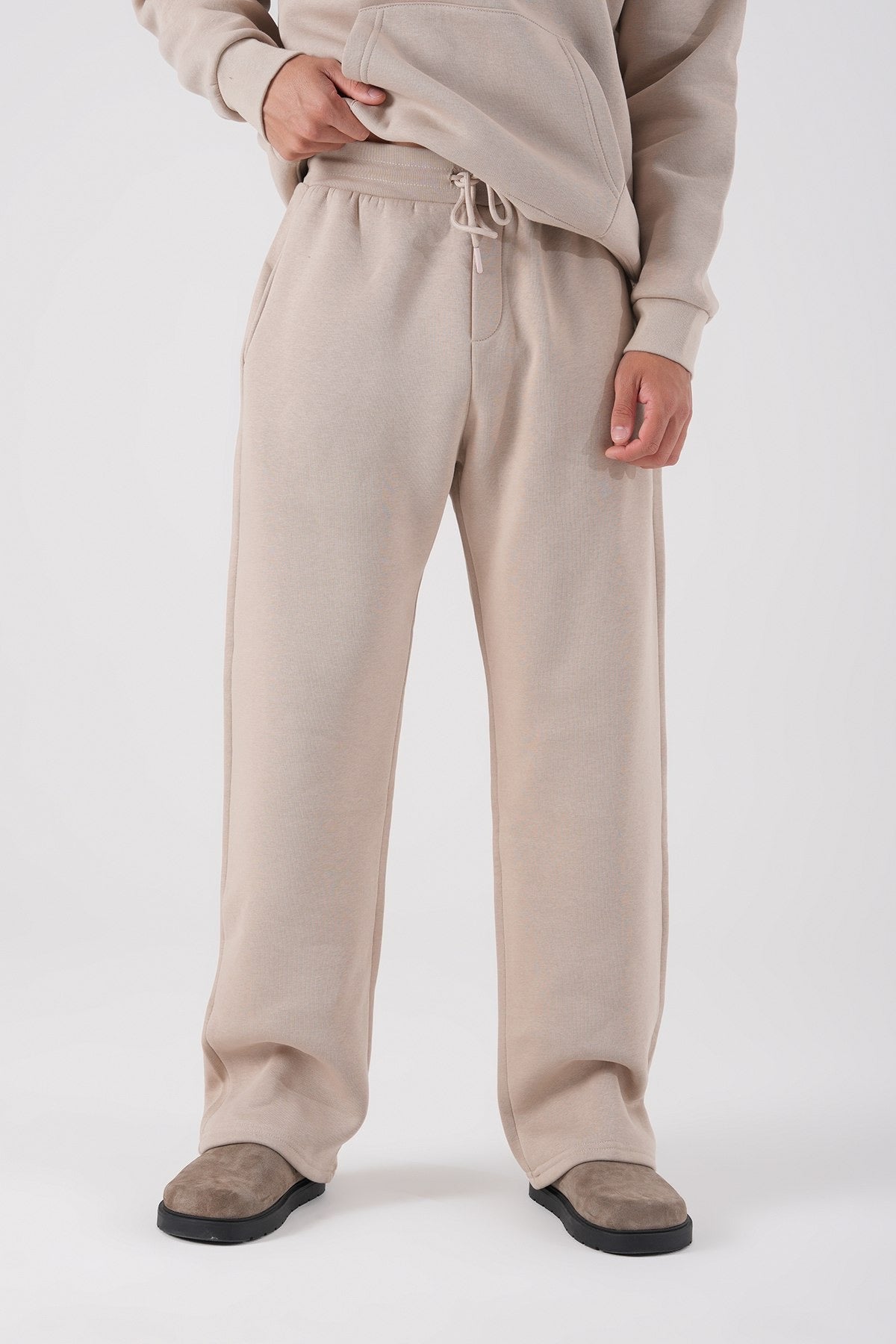 Light Beige Straight Fit Jogger Pants – Unisex Casual Streetwear Bottoms