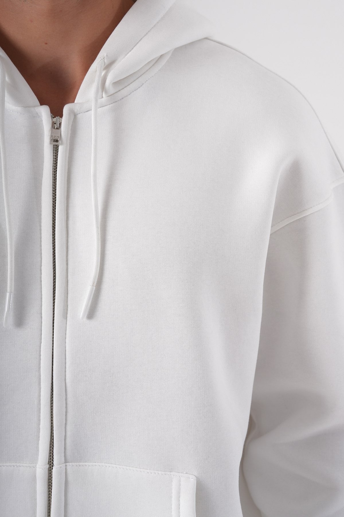 White Zip-Up Hoodie – Unisex Minimalist Streetwear Sweatshirt