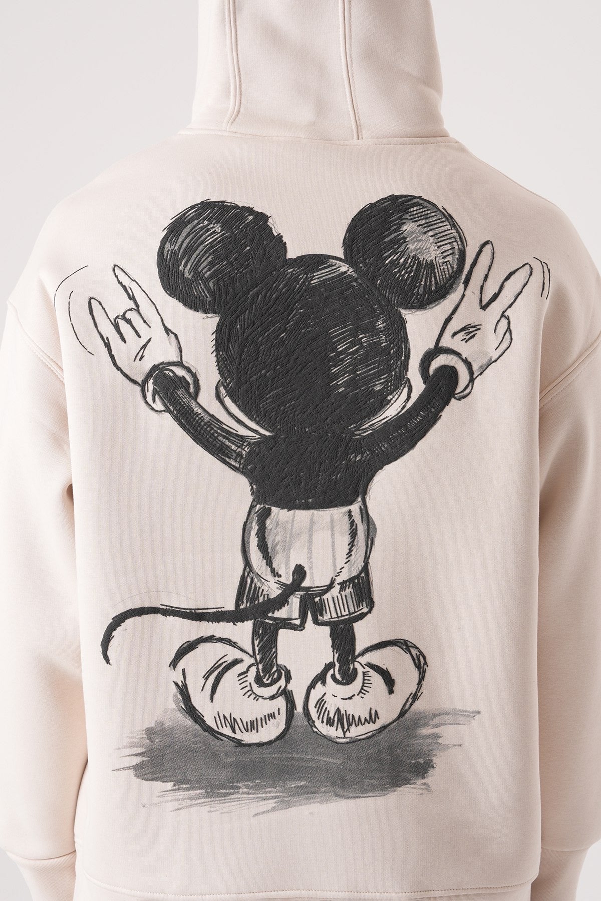 Men’s Beige Hoodie – “Usual Suspect” Graphic Pullover Sweatshirt