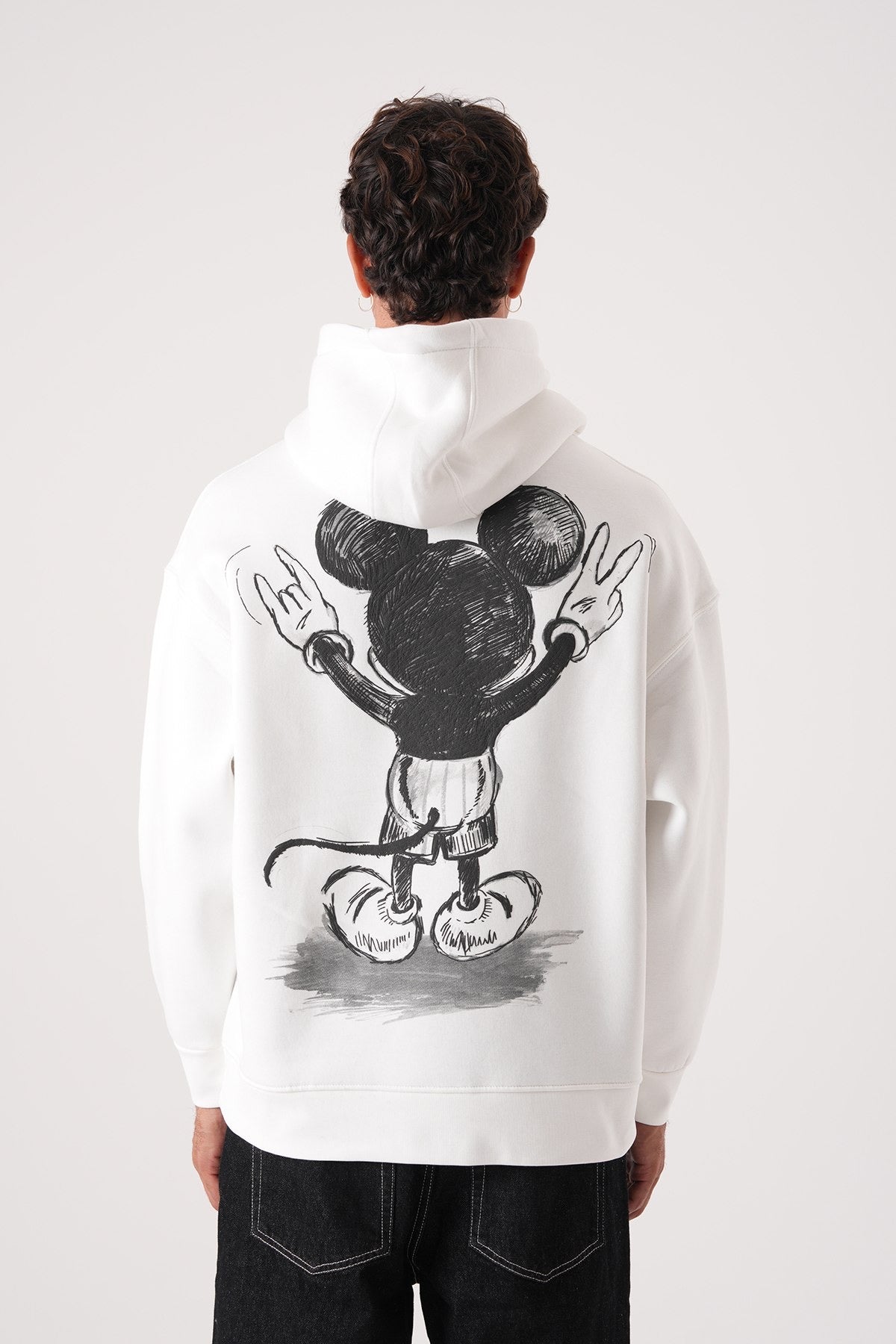 Men’s White Hoodie – “Usual Suspect” Graphic Pullover Sweatshirt