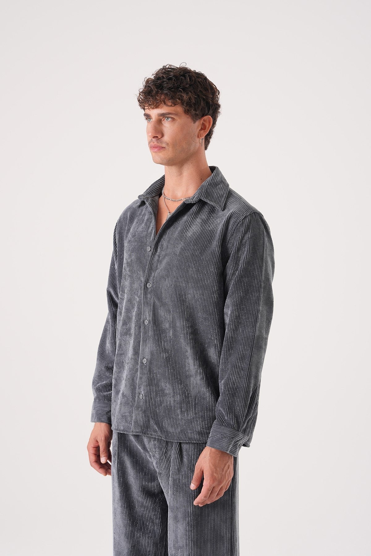 Men’s Grey Corduroy Shirt – Long Sleeve Button-Up Casual Shirt