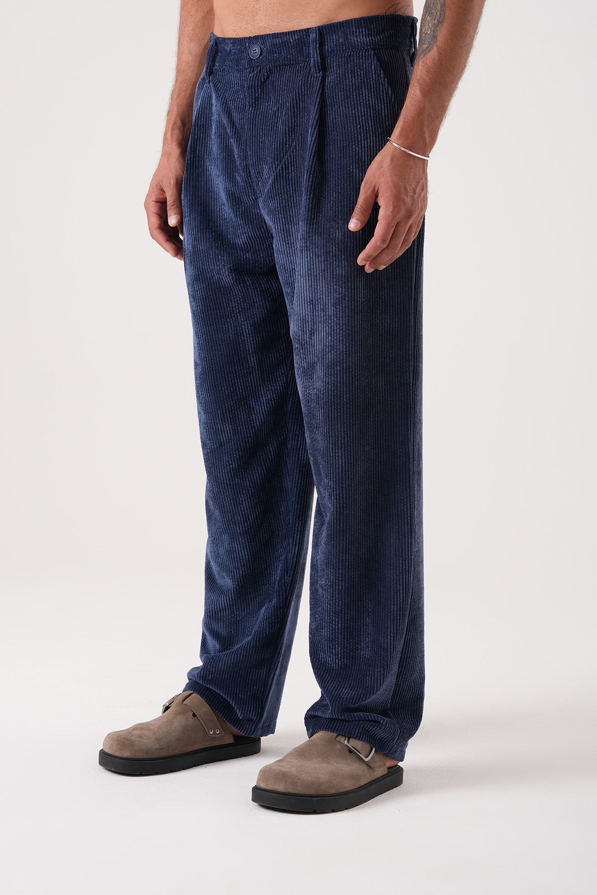 Men’s Dark Blue Corduroy Pants – Relaxed Fit Straight-Leg Vintage Trousers