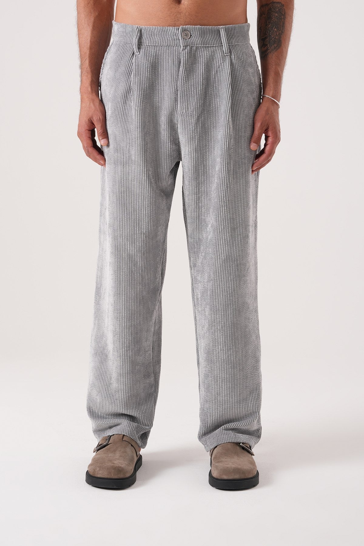 Men’s Light Grey Corduroy Pants – Relaxed Fit Straight-Leg Casual Trousers