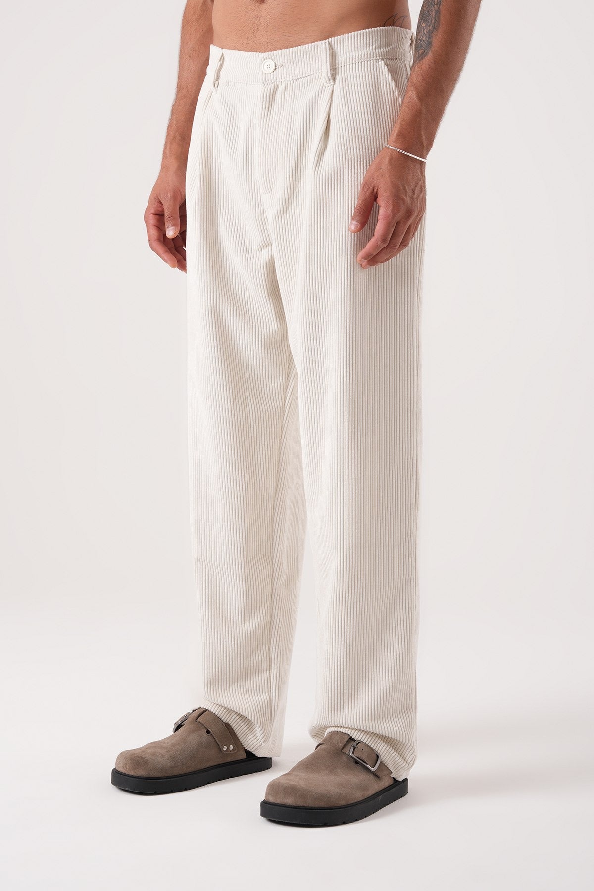 Men’s White Corduroy Pants – Relaxed Fit Straight-Leg Classic Trousers