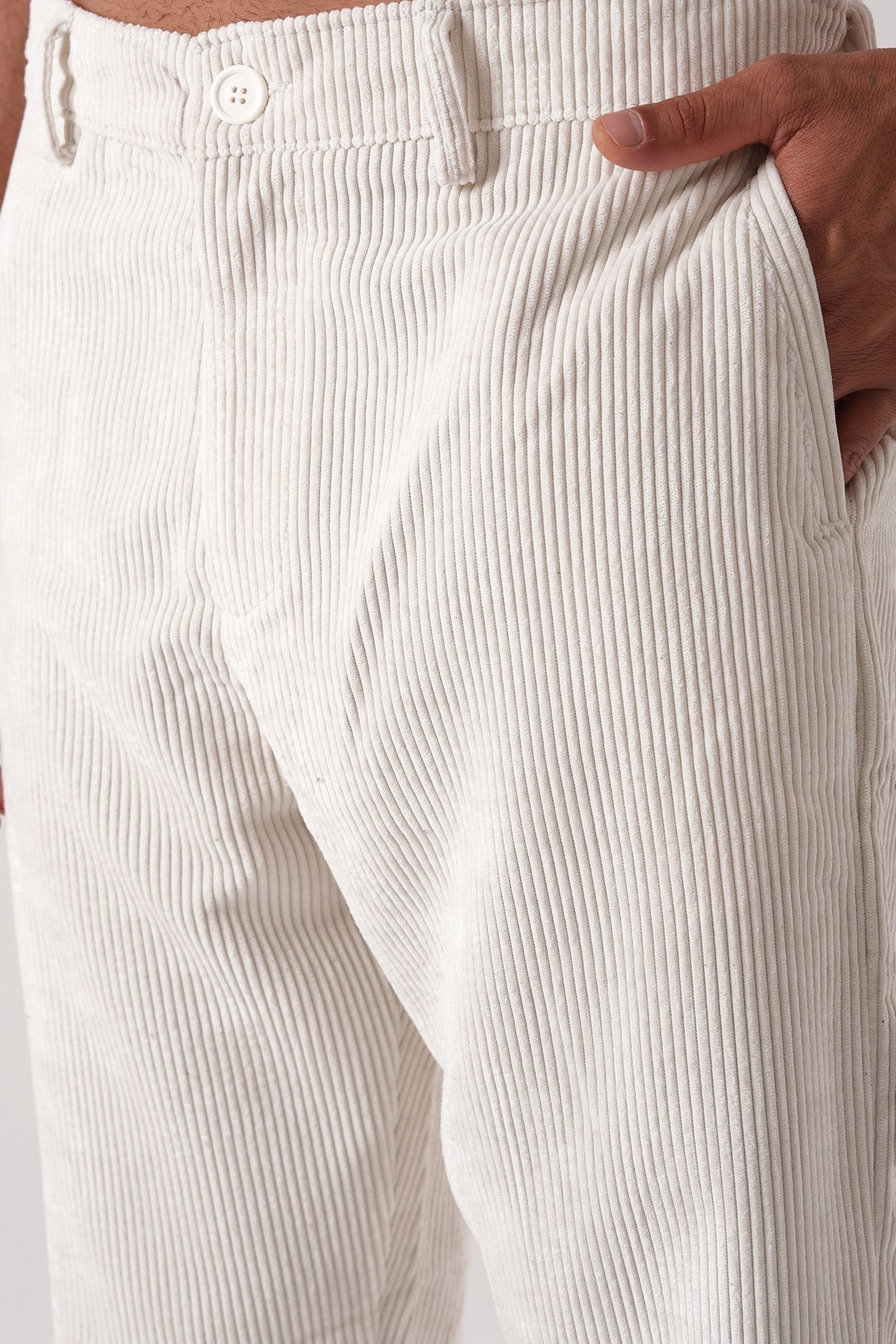 Men’s Off-White Corduroy Trousers – Retro Smart-Casual Streetwear Pants