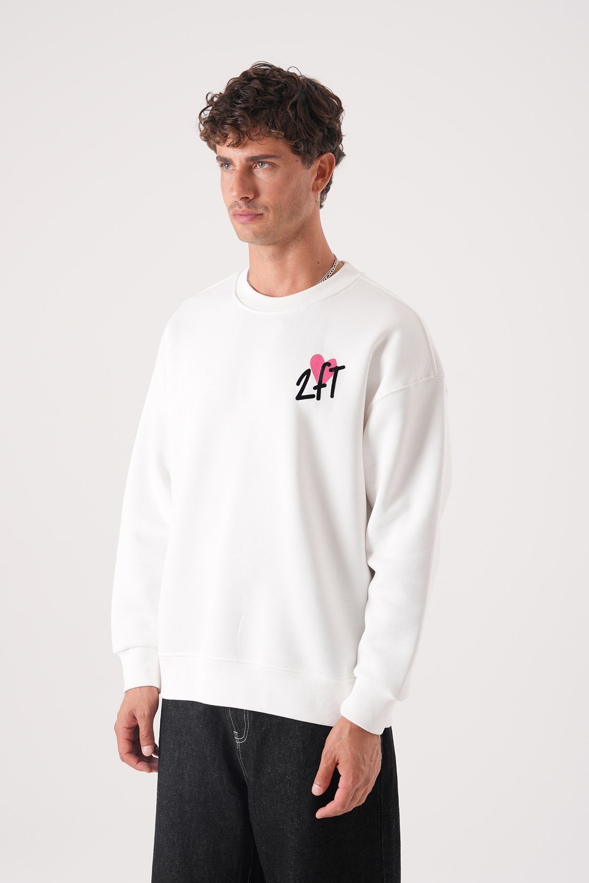 Men’s White Graphic Sweatshirt – Minimal Heart & 2FT Logo Print
