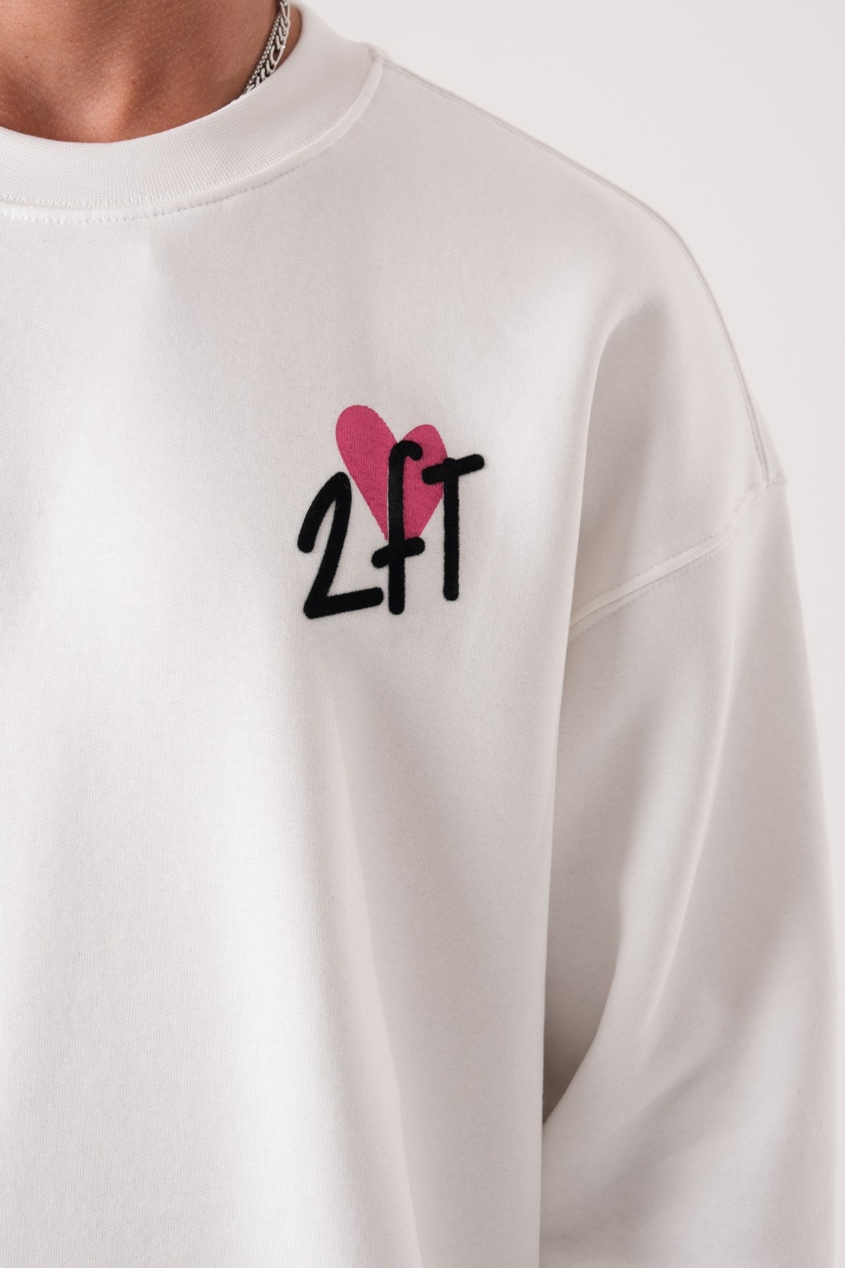 Men’s White Graphic Sweatshirt – Minimal Heart & 2FT Logo Print