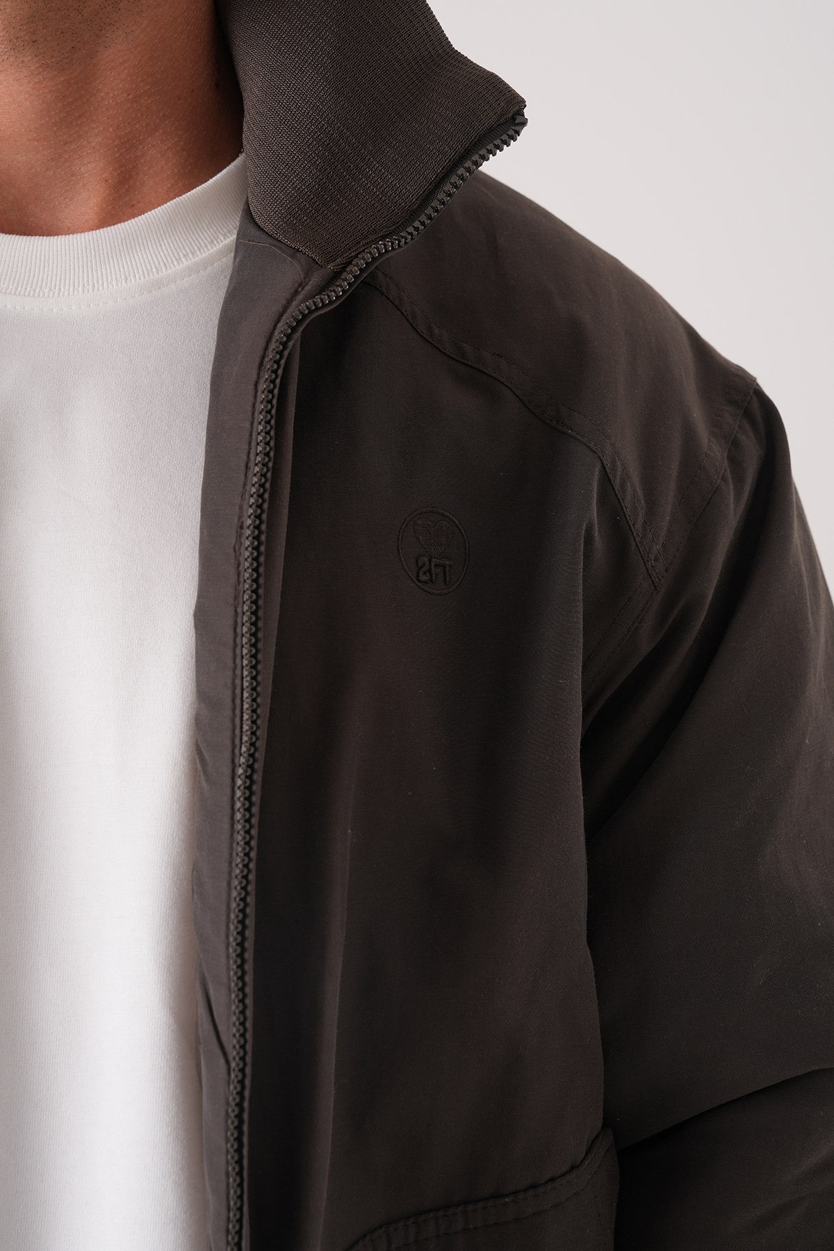 Men’s Dark Brown Minimal Bomber Jacket – Everyday Streetwear Essential