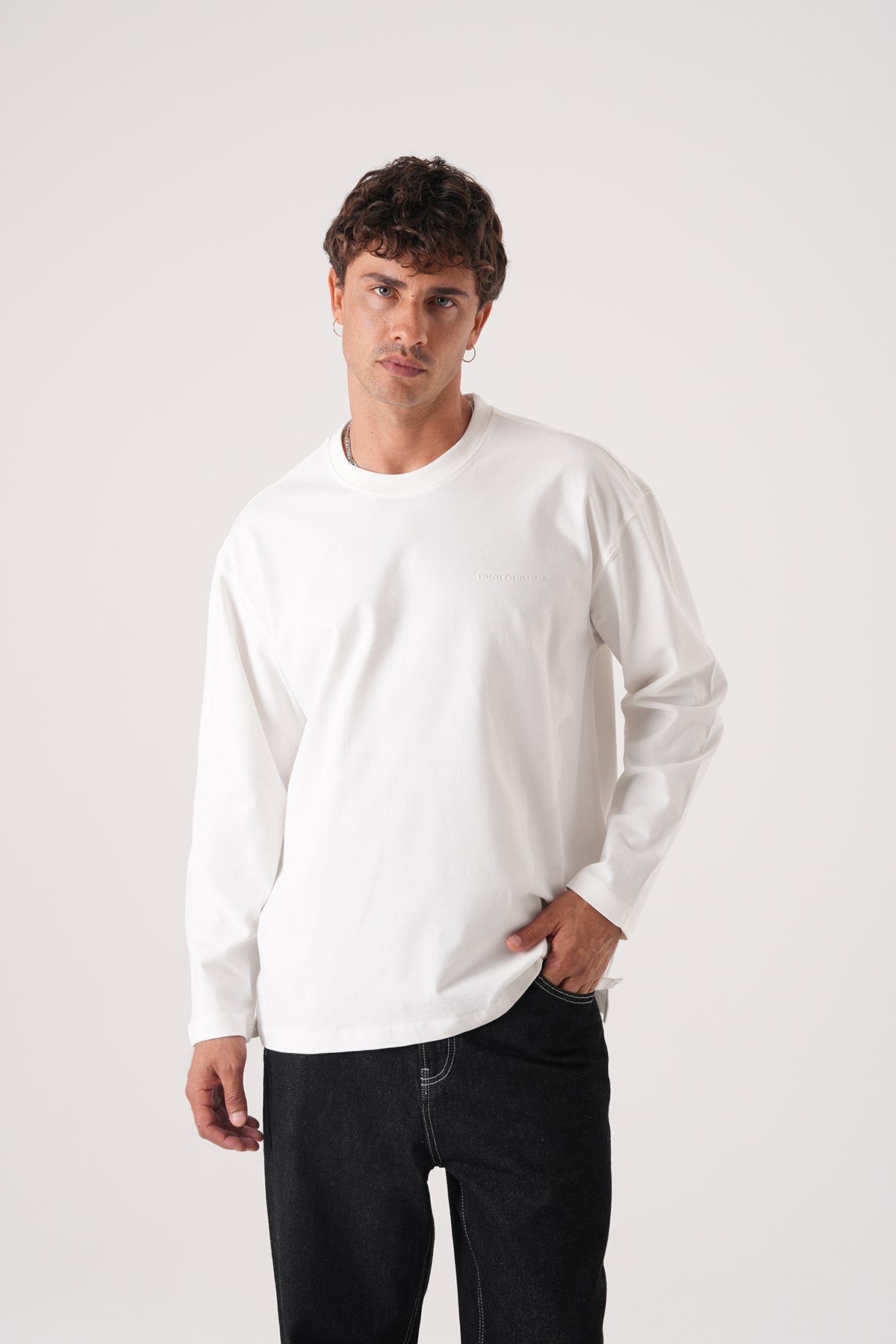Men’s White Long Sleeve T-Shirt – Minimal Edition