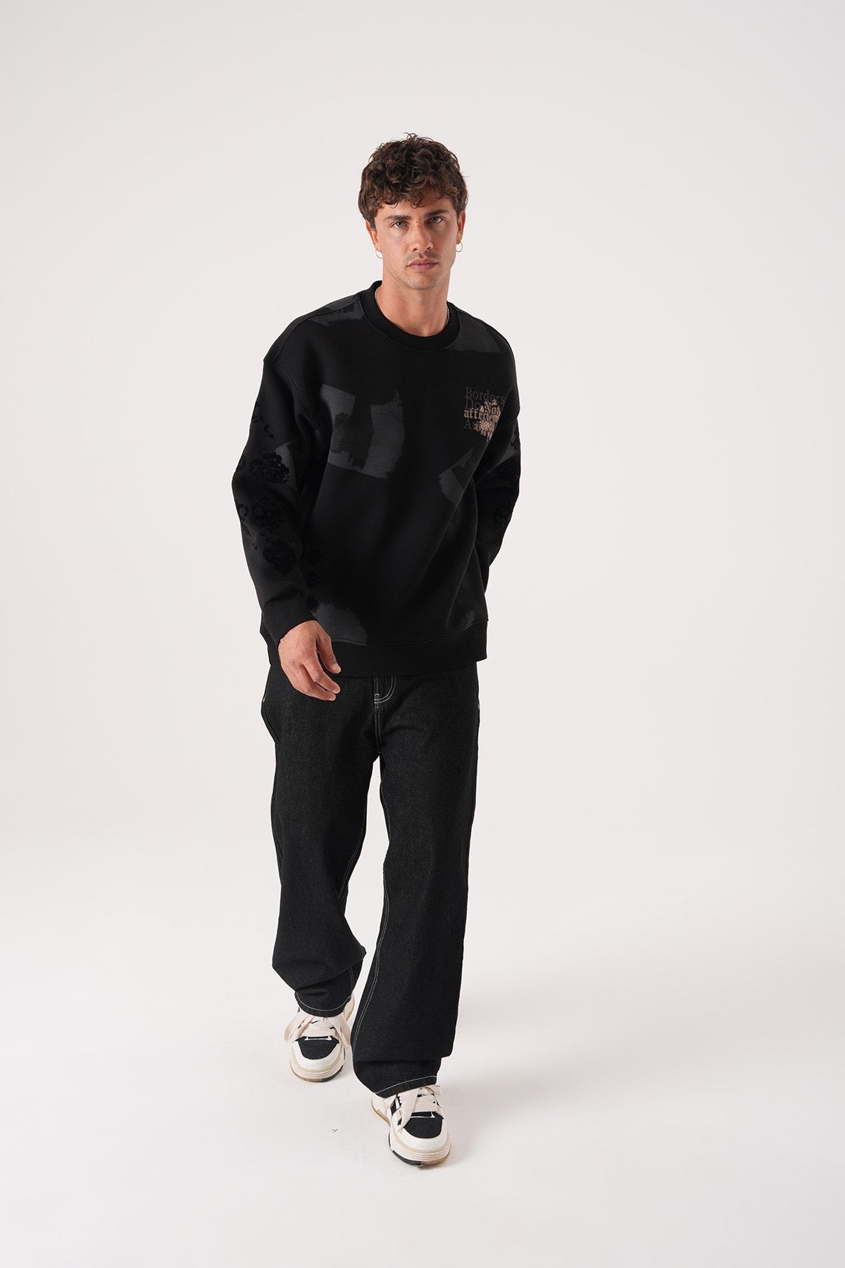 Men’s Black Graphic Sweatshirt – Borders & Affection