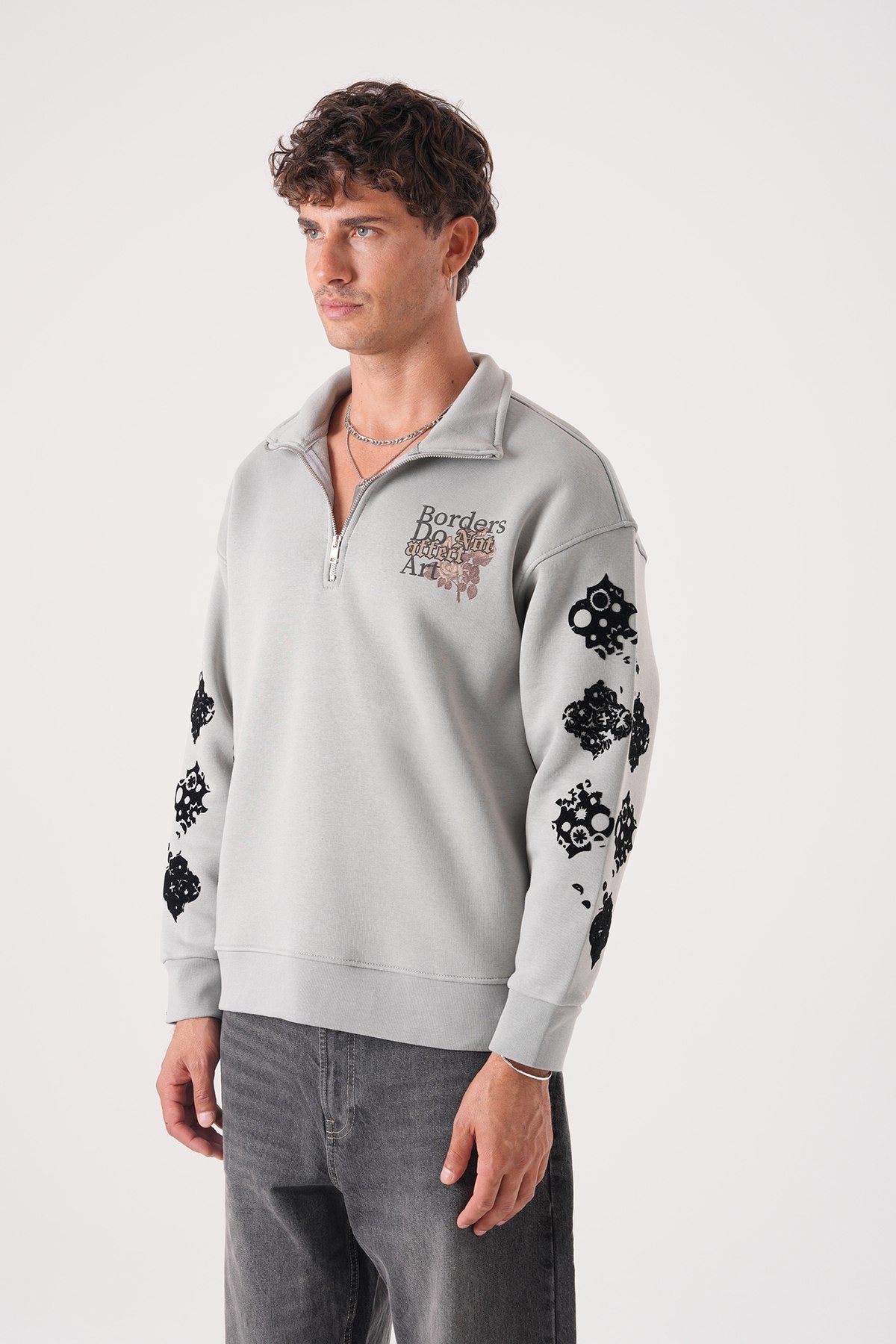 Men’s Half-Zip Sweatshirt – Borders Do Not Affect Art (Grey)