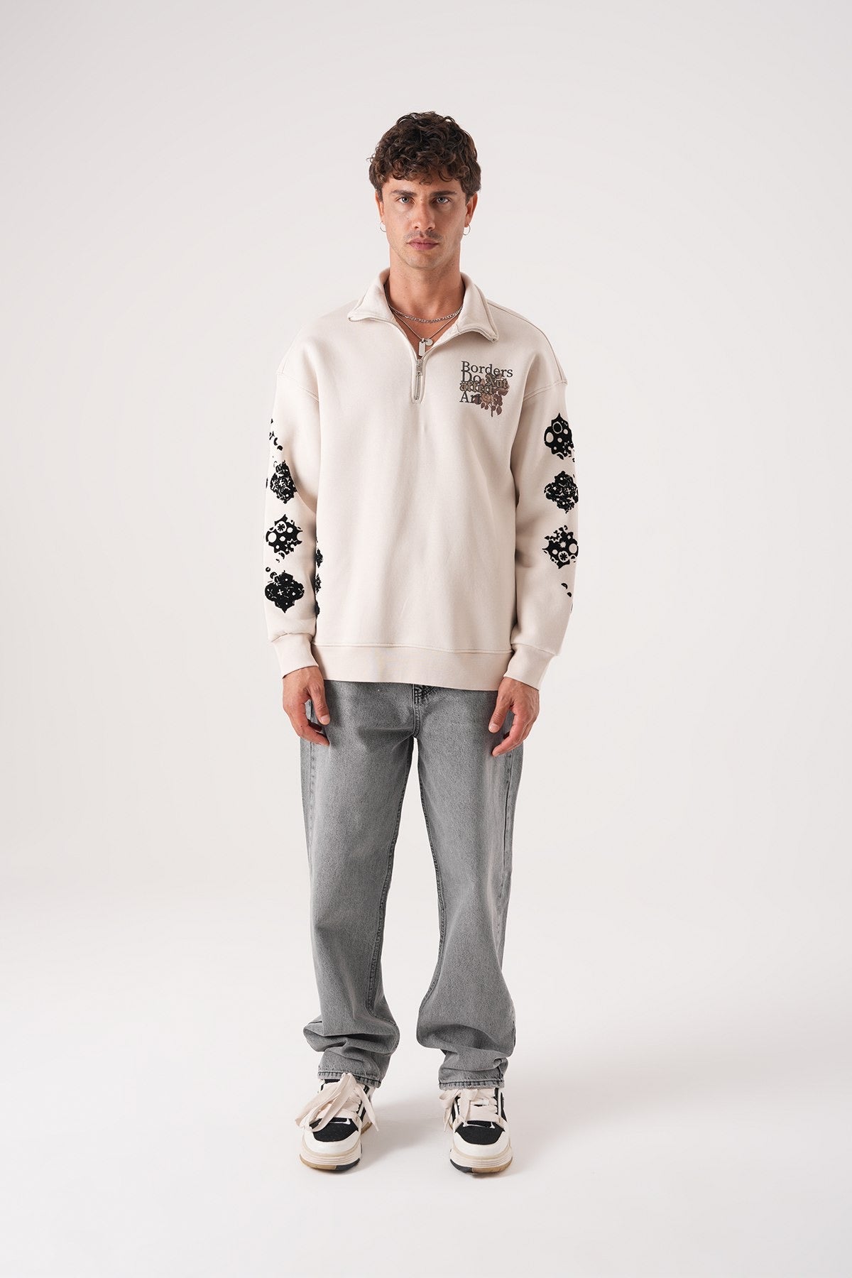 Men’s Half-Zip Sweatshirt – Borders Do Not Affect Art (Beige)
