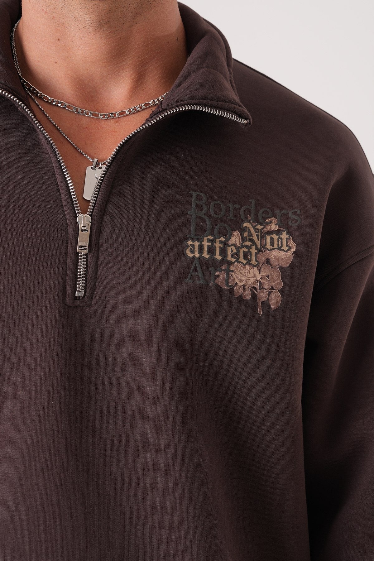 Men’s Half-Zip Sweatshirt – Borders Do Not Affect Art (Brown)