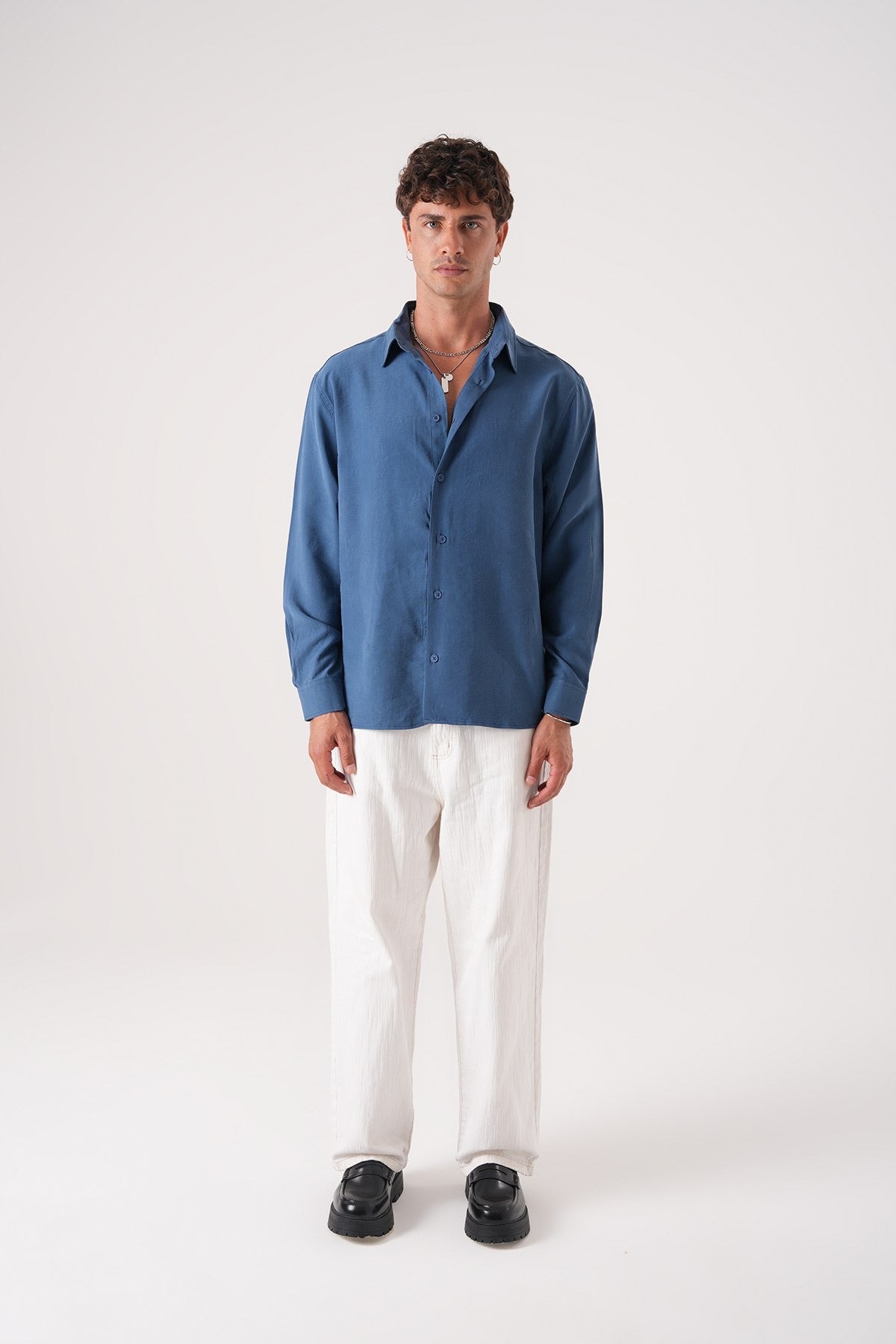 Men’s Long Sleeve Button-Down Shirt – Solid Blue