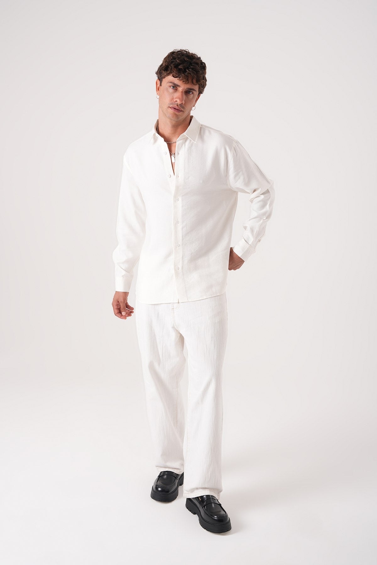 Men’s Long Sleeve Button-Down Shirt – Classic White
