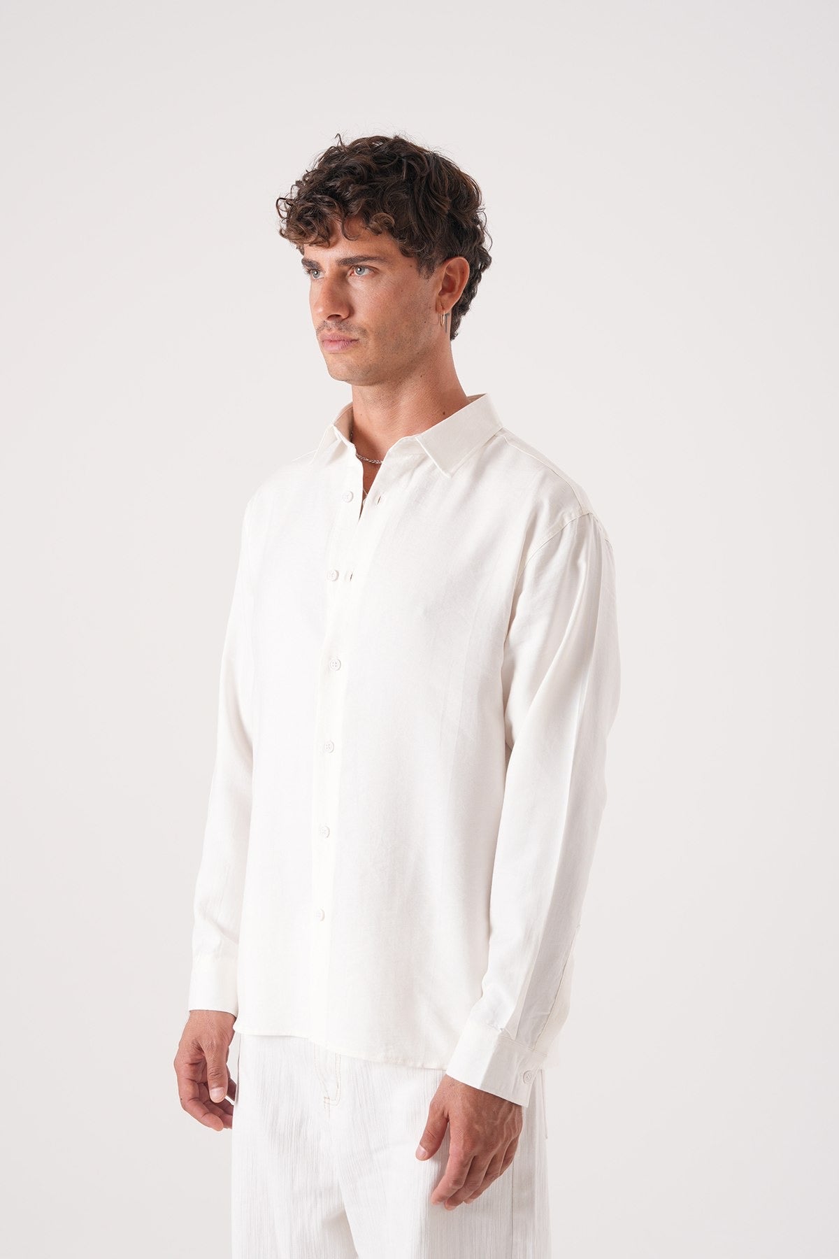 Men’s Long Sleeve Button-Down Shirt – Classic White