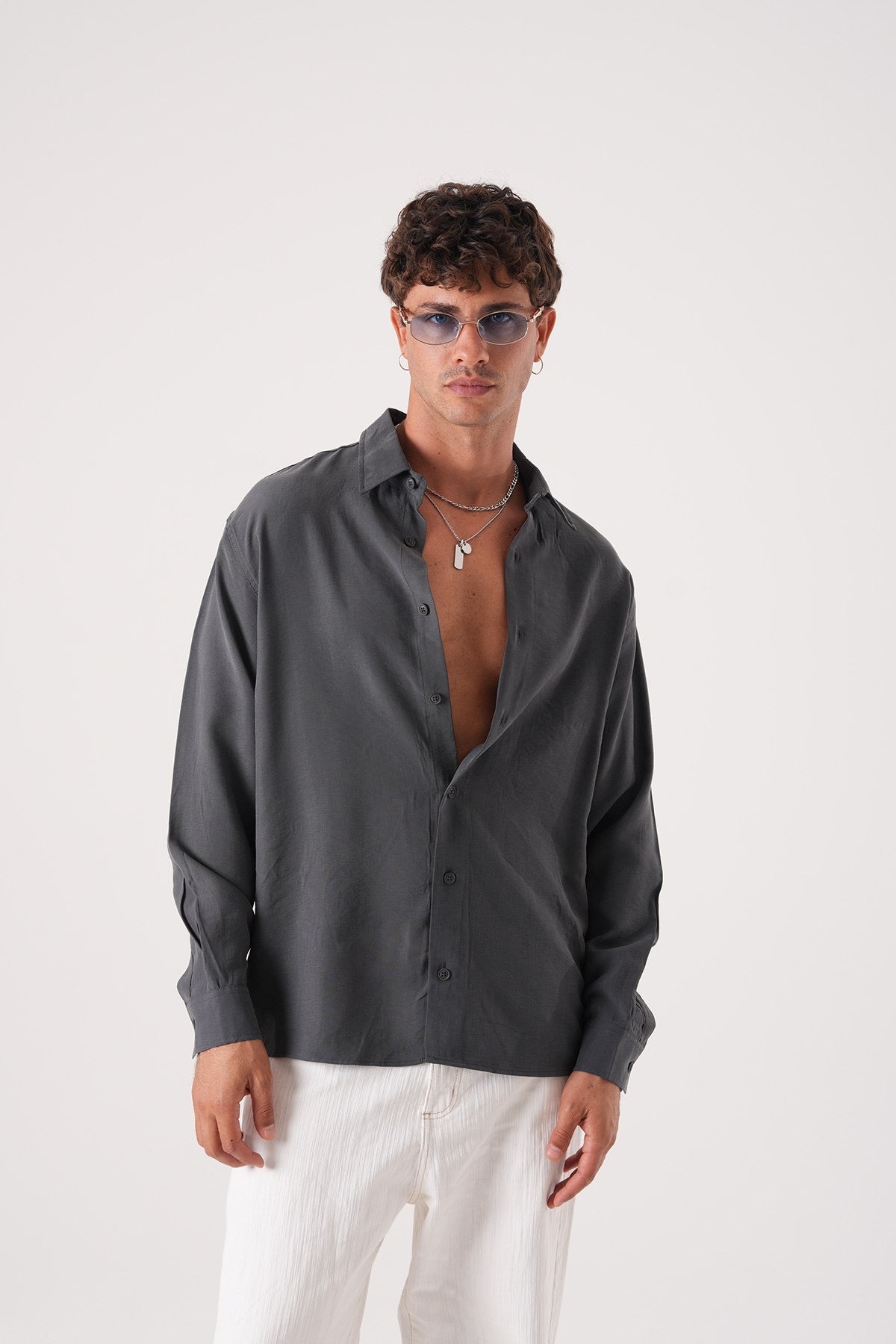 Men’s Long Sleeve Button-Down Shirt – Charcoal Grey