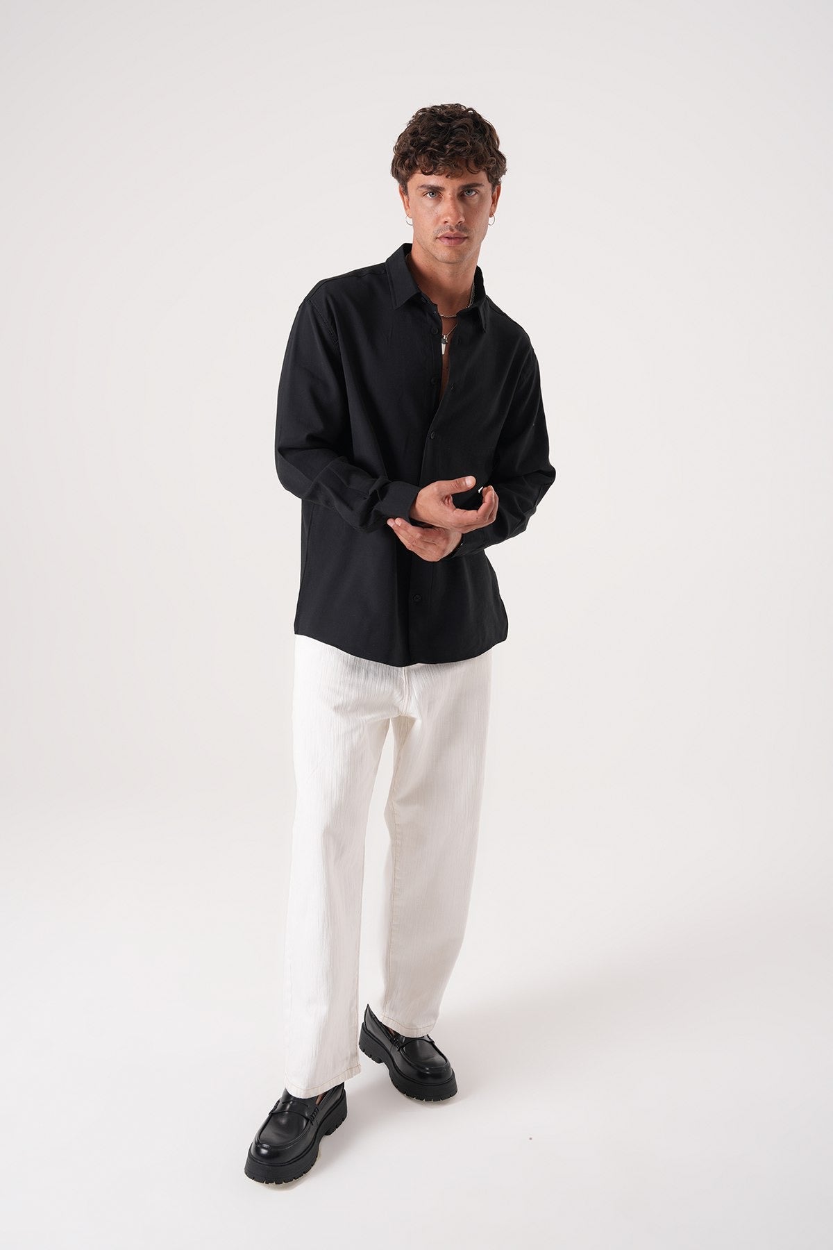 Men’s Long Sleeve Button-Down Shirt – Navy Blue