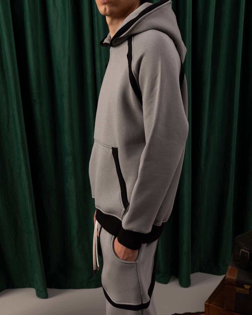 Men’s Grey Contrast Panel Hoodie – Modern Streetwear Pullover