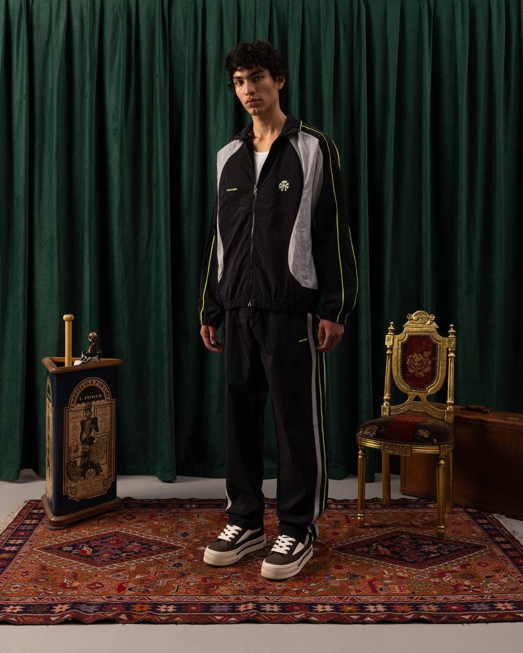 Men’s Retro Tracksuit Collection – Classic Vibes, Streetwear Energy