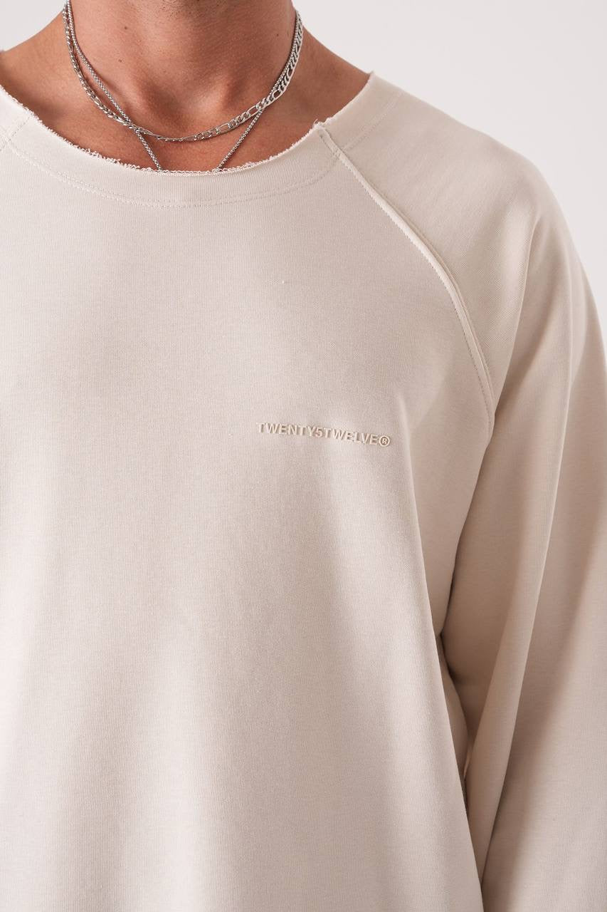 Men’s Minimal Raw Hem Long Sleeve Tee