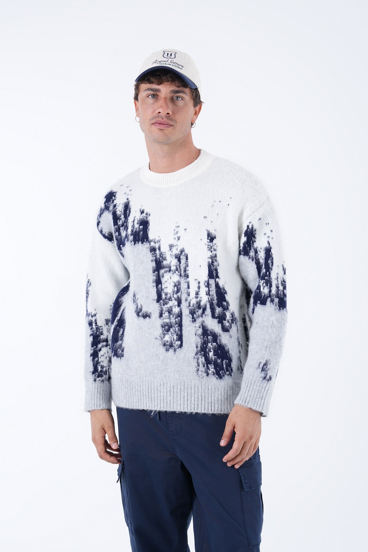 Men’s Abstract Pattern Knit Sweater Collection