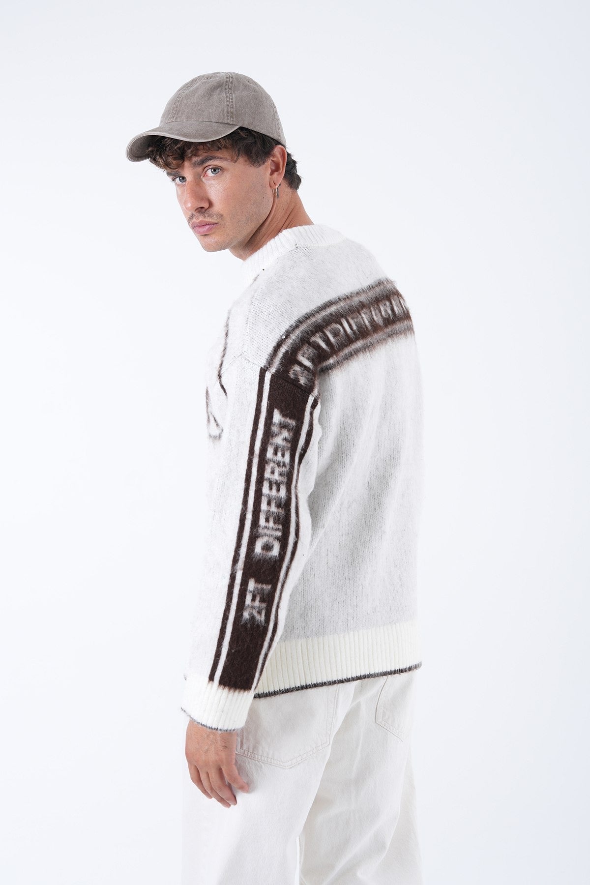 Men’s Fuzzy Knit Logo Sweater – White / Grey / Black