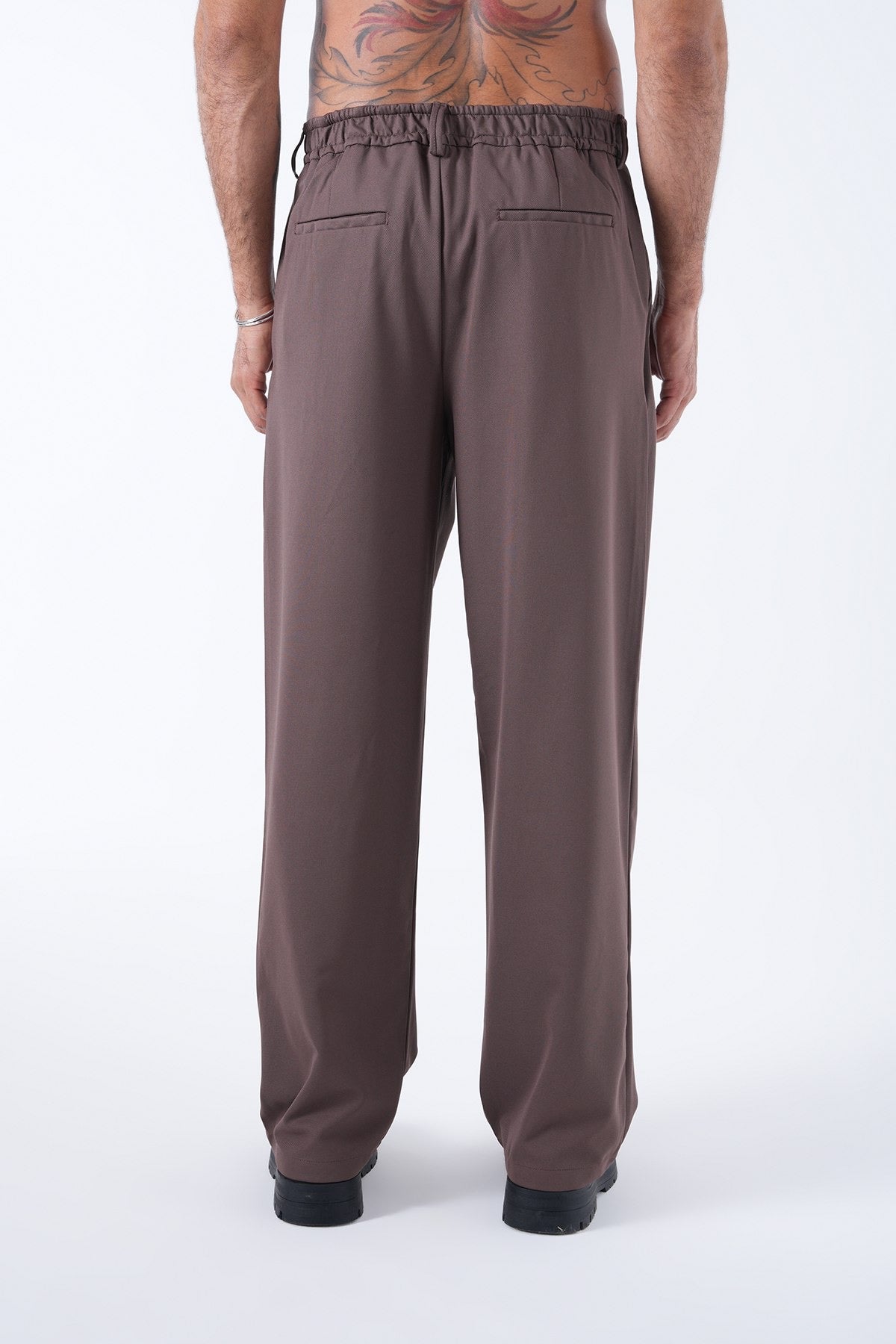 Men’s Relaxed Fit Trousers – Essential Collection